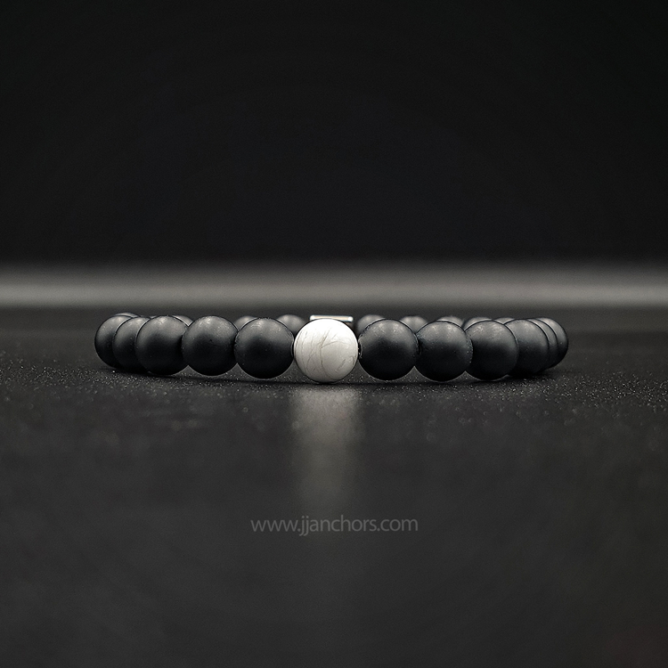 Distance Bracelet - Howlite | Matte Black Onyx
