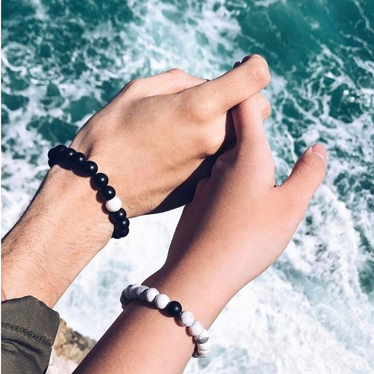 Distance Bracelet - Howlite | Matte Black Onyx