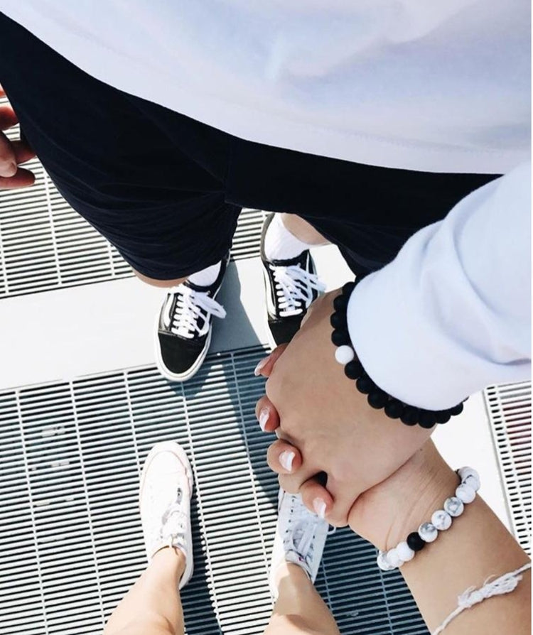 Distance Bracelet - Howlite | Matte Black Onyx