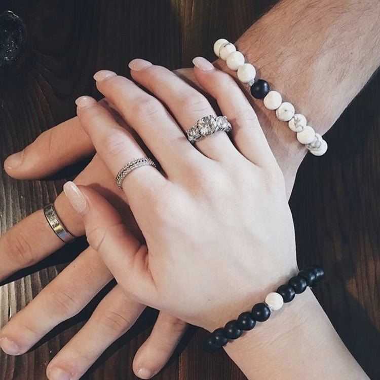 Distance Bracelet - Howlite | Matte Black Onyx