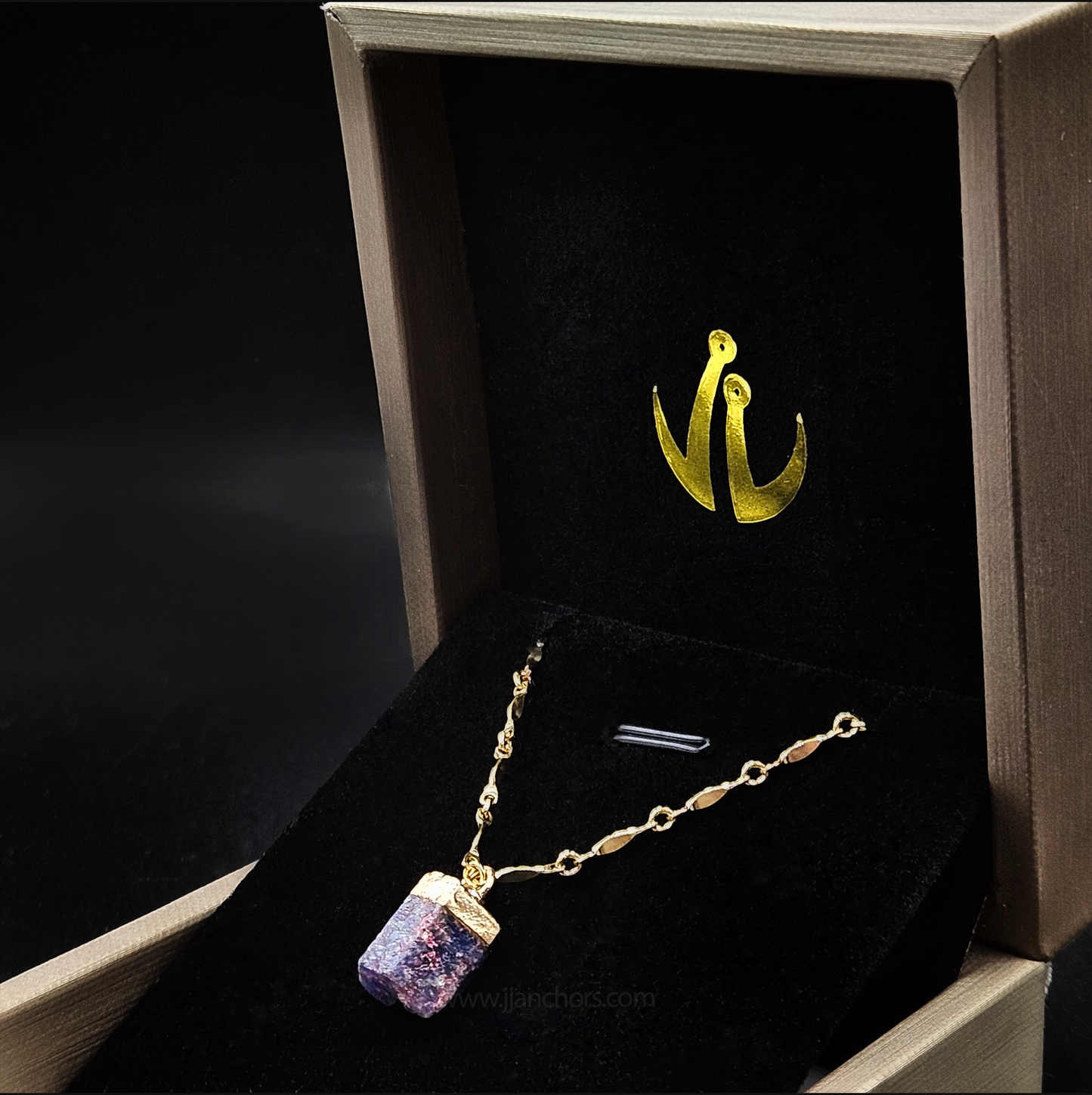 Raw Kenyan Sapphire in 10K Gold Necklace | SEPTEMBER Birthstone