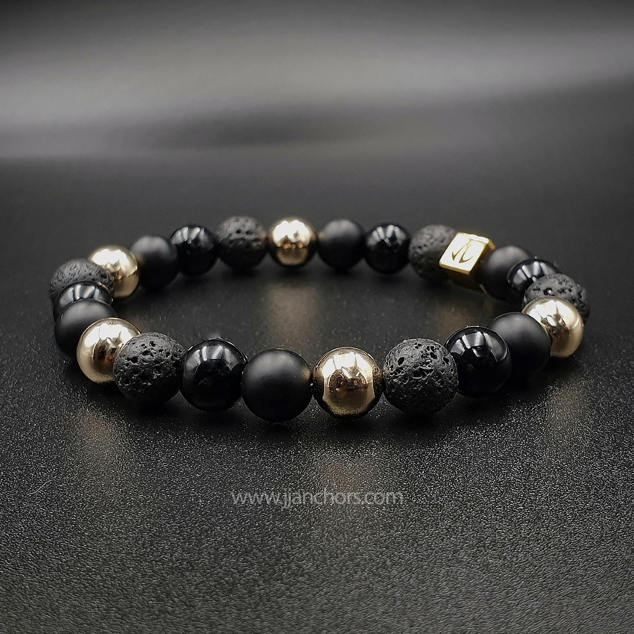 Belenus - 12K Gold | Onyx | Lava Stone