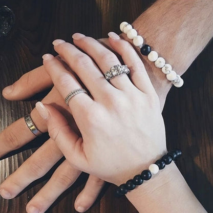 Distance Bracelet - Howlite | Matte Black Onyx
